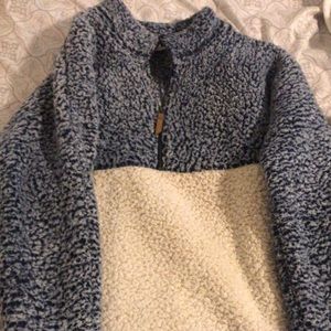 Sheep wool pullover